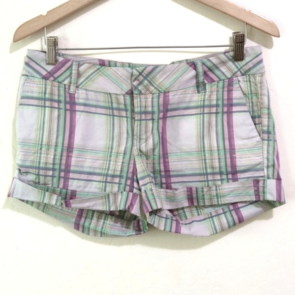 Ellemenno Pastel Plaid Rolled Hem Low Rise Cotton Shorts Size 9 Juniors